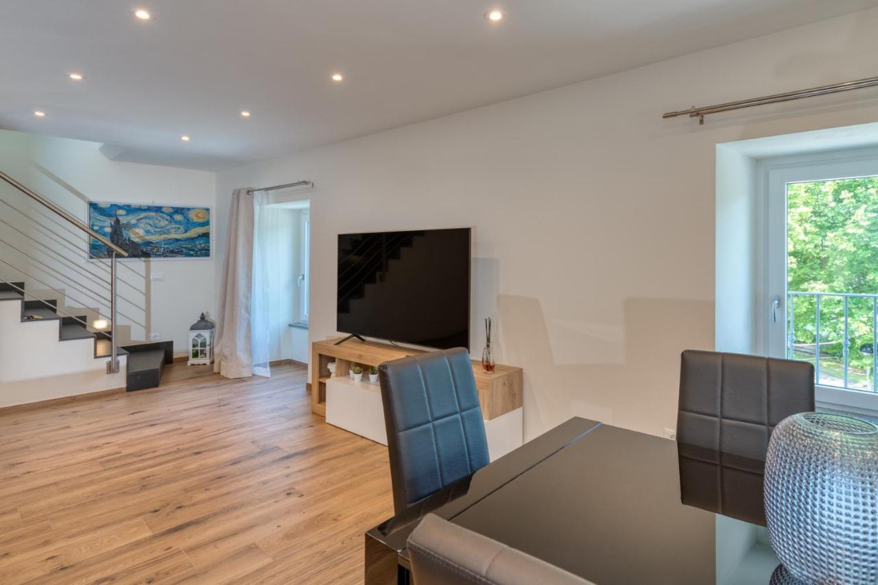 Casa Angelina Apartment Crone Екстериор снимка